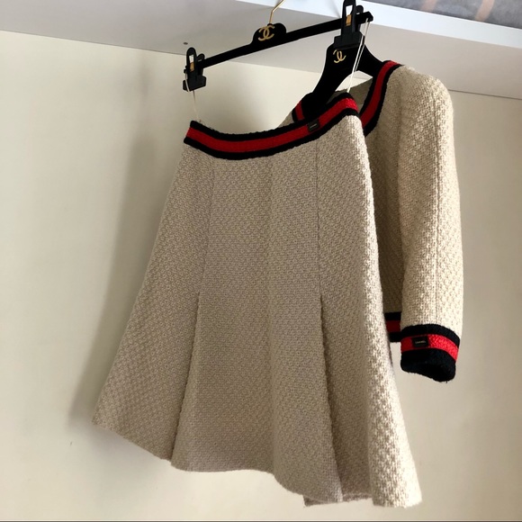 CHANEL runway cream tweed JACKET - Picture 15 of 15